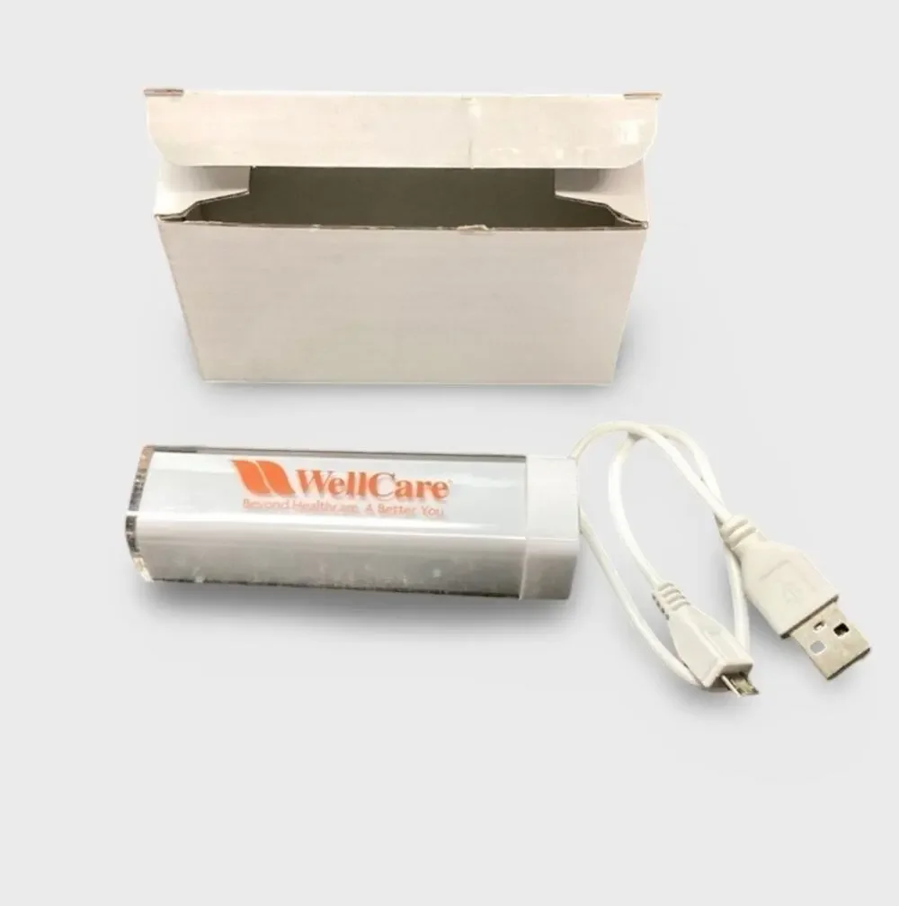 Leed's White Amp 2,200 mAh Power Bank